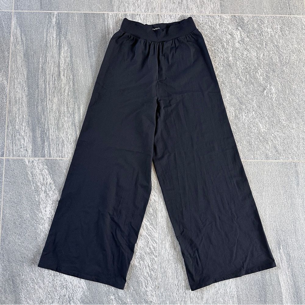 EUC OQQ Black High Waist Wide Leg Athleisure Pants Trendy Stylish Relaxed Small - Picture 3 of 13